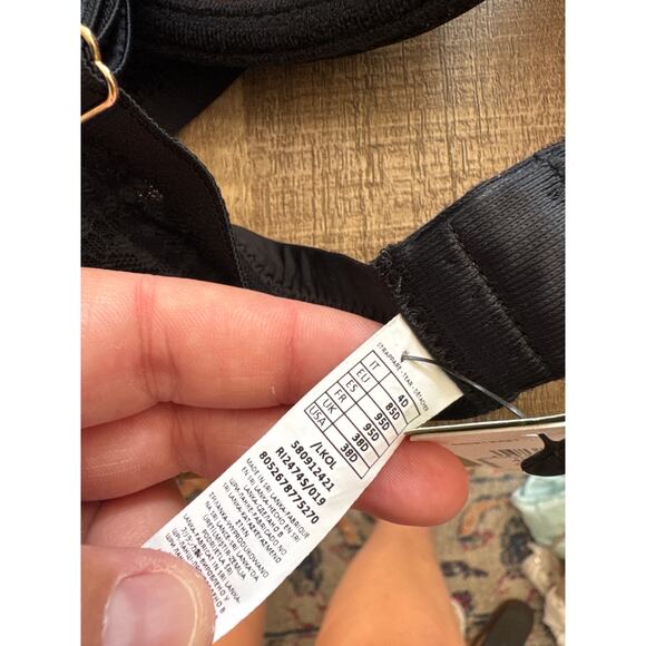 NWT Women's Intimissimi Sofia Urban Nomad Balconette Bra 3 Piece BUNDLE size 38D - Picture 4 of 4